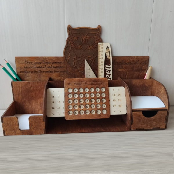 Chouette Bureau de l'Organisateur de la Découpe Laser, le Fichier de Vecteur de Modèle de Bureau de Berceau de