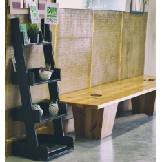 የሚሰጡዋቸውን Shelf - Leaning ይገናኛሉ Shelf ቅድሚያ ቅፅ